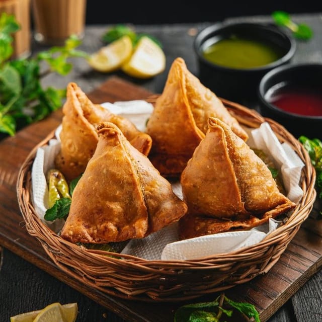 Aloo Samosa.