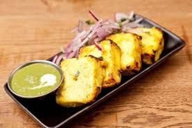 Zaffrani Paneer Tikka.